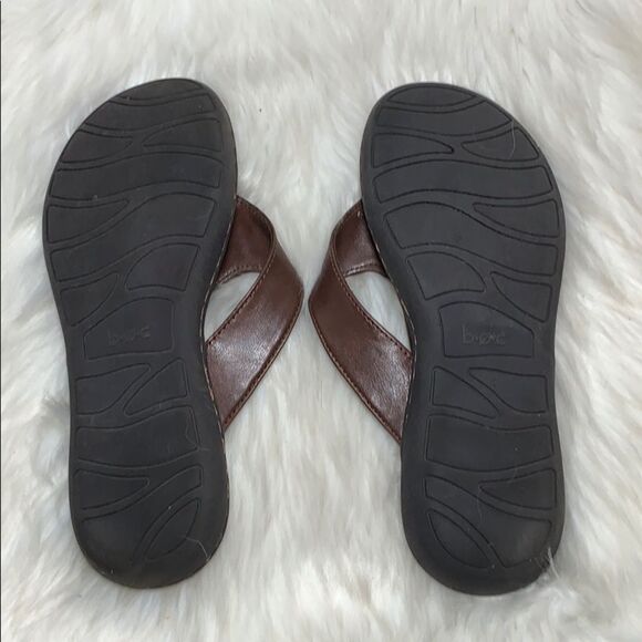 Born BOC Brown Vegan Leather Thong Sandals… - Picture 6 of 6